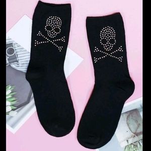 Black skull & crossbones rhinestone socks NEW